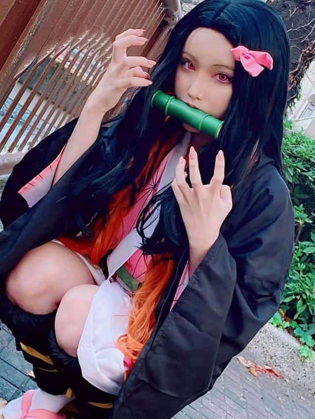 Eimi Fukada và Yua Mikami cosplay Nezuko, ai đẹp hơn?